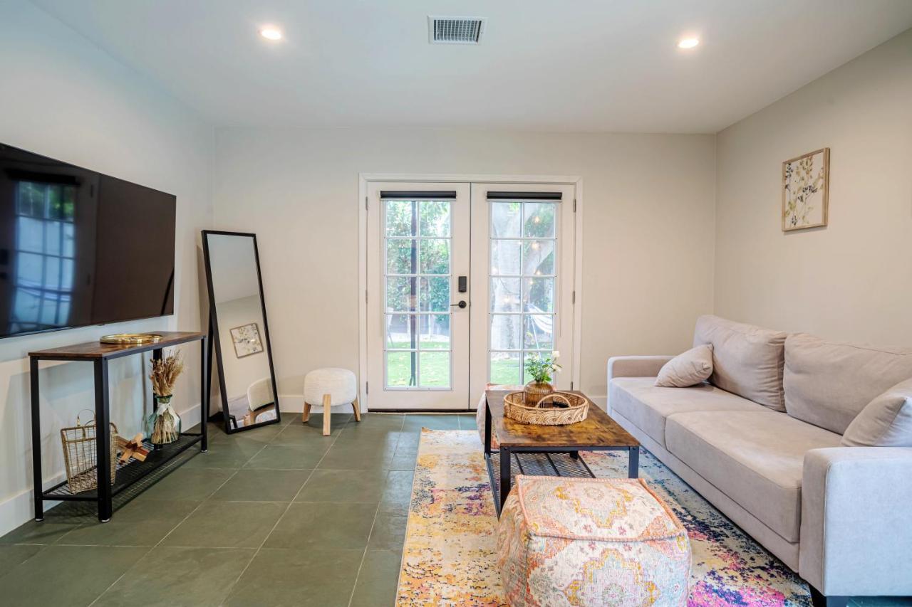 Serene 1 Bed Guest House With Patio Sleeps 6 Los Angeles Exterior foto