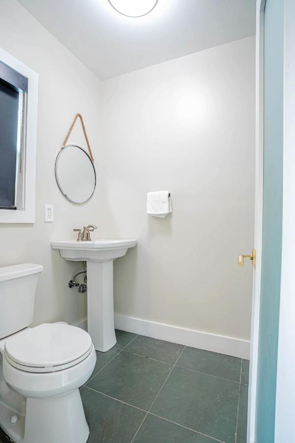 Serene 1 Bed Guest House With Patio Sleeps 6 Los Angeles Exterior foto